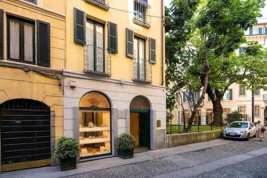 Brera area Lovely Apt close to Piazza Duomo Milano Esterno foto