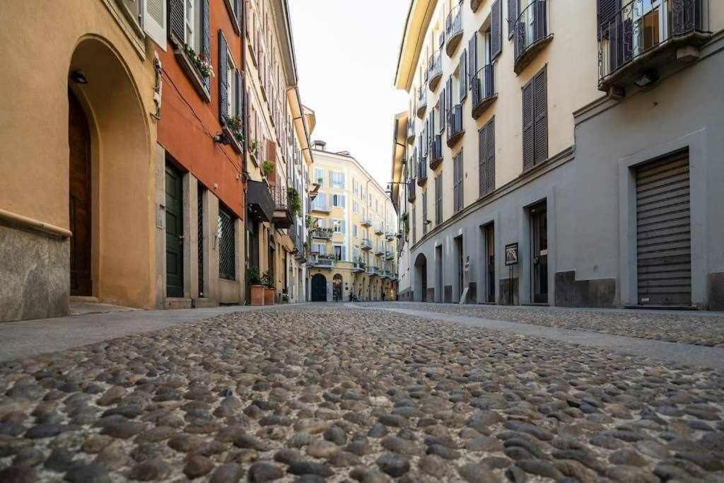 Brera area Lovely Apt close to Piazza Duomo Milano Esterno foto
